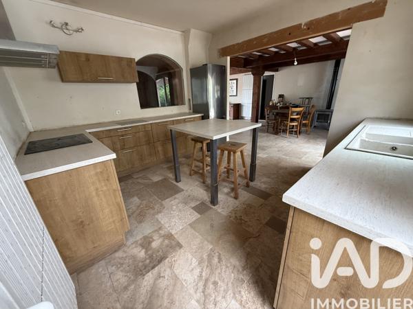 Maison à vendre 4 pièces 265 m² Cassis