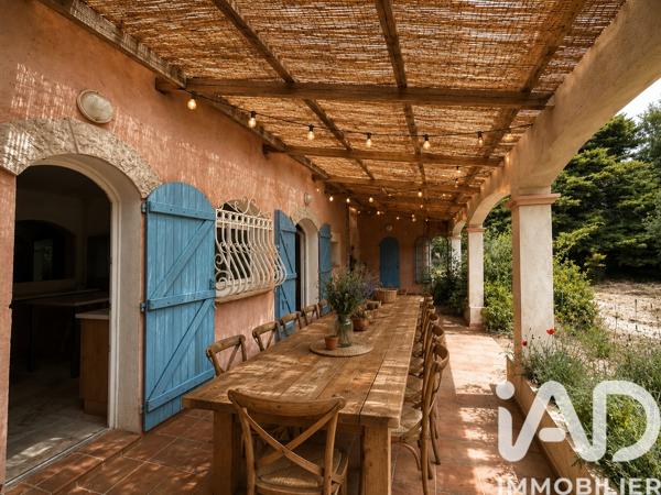 Maison à vendre 4 pièces 265 m² Cassis