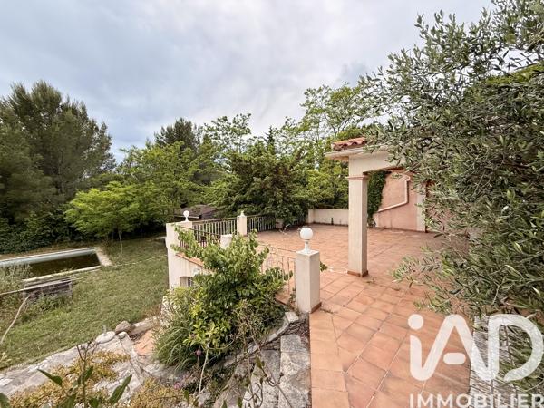 Maison à vendre 4 pièces 265 m² Cassis