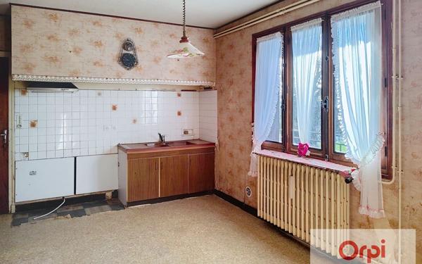 Maison à vendre    4 pièces •  Terrasson-Lavilledieu