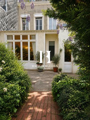 Maison bourgeoise 270m2 BARBIEUX