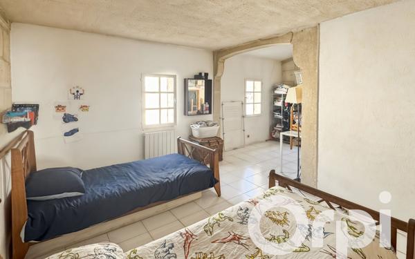 Maison à vendre    3 pièces •  Tarascon