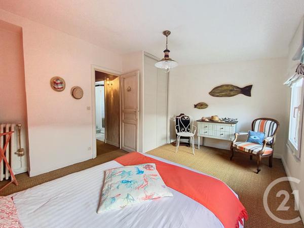 Maison à vendre  7 pièces - 203,97 m2 ROCHEFORT - 17