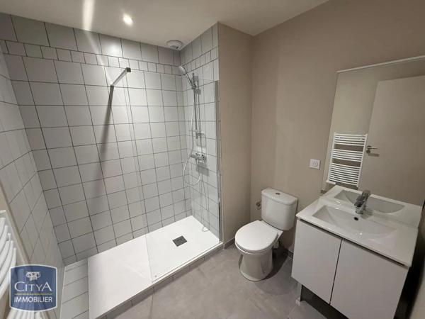 Appartement à louer 2 pièces 42.3m² Aix-en-Provence (13100)