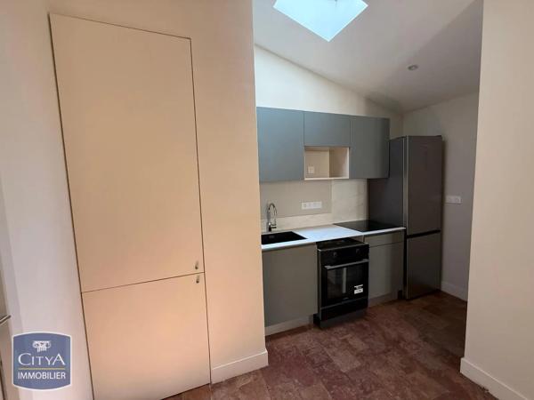 Appartement à louer 2 pièces 42.3m² Aix-en-Provence (13100)