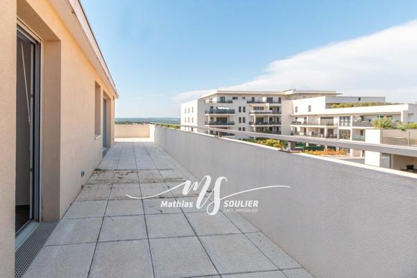 T3 de 64 m² avec terrasse de 46 m² et garage fermé