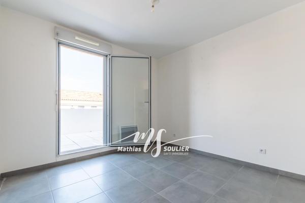 T3 de 64 m² avec terrasse de 46 m² et garage fermé