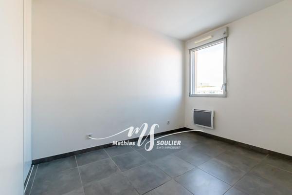 T3 de 64 m² avec terrasse de 46 m² et garage fermé