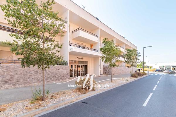 T3 de 64 m² avec terrasse de 46 m² et garage fermé
