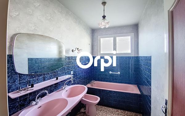 Maison à vendre    4 pièces •  Mezel