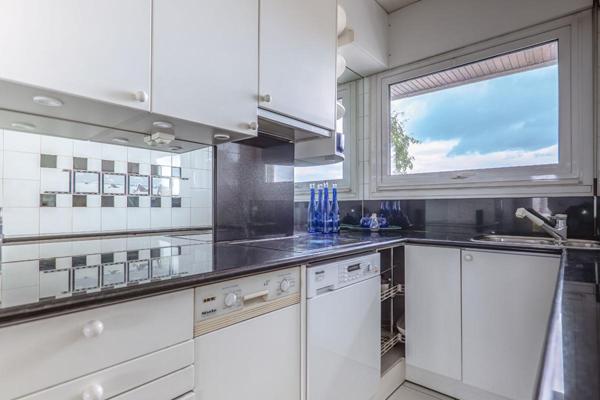 3/4 pièces Dernier étage avec balcons, vue dégagée