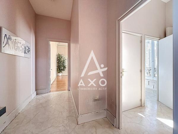 Ensemble immobilier situé en hypercentre