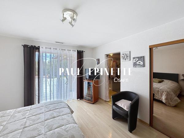 Maison 7 pièces avec piscine et garage