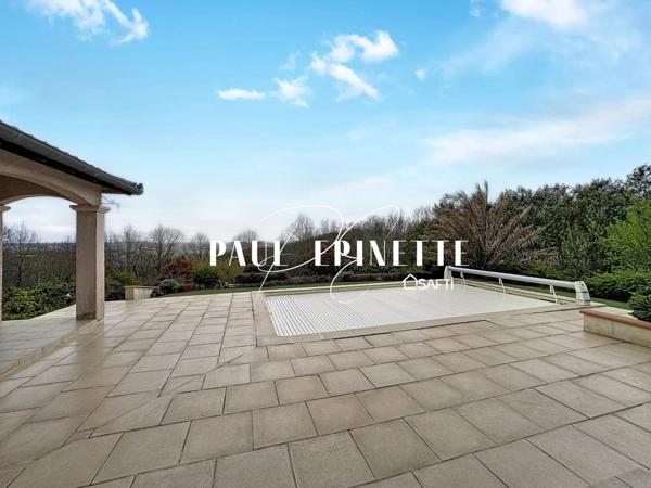 Maison 7 pièces avec piscine et garage