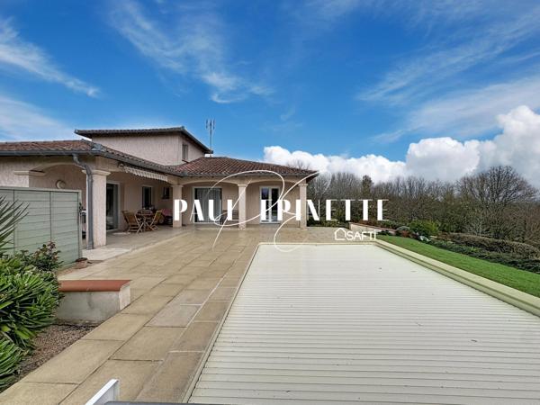 Maison 7 pièces avec piscine et garage