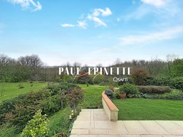 Maison 7 pièces avec piscine et garage