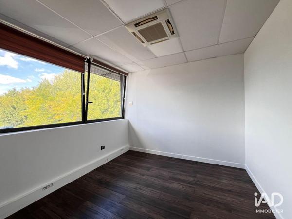Location bureaux 130 m² Montévrain