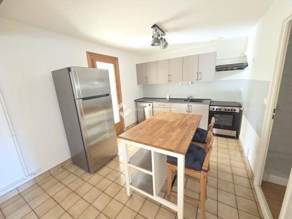 Maison mitoyenne 2 côtés à vendre, 7 pièces - Poitiers 86000