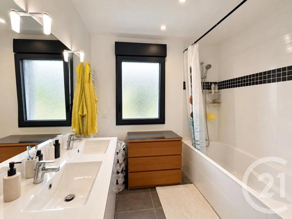 Maison à vendre  6 pièces - 110,75 m 2   THORIGNY SUR MARNE  - 77