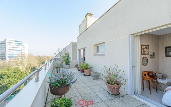 Appartement à vendre    3 pièces • 94 m2 La Rochelle