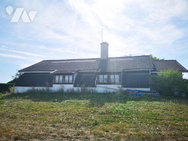 MAISON ATYPIQUE DE 167 m² HABITABLES SUR TERRAIN CLOS 3238m²