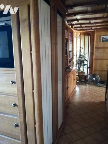 MAISON ATYPIQUE DE 167 m² HABITABLES SUR TERRAIN CLOS 3238m²