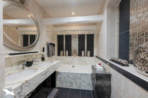 Maison à vendre 895 000 € Montfort-l'Amaury 8 p 228 m² DPE C