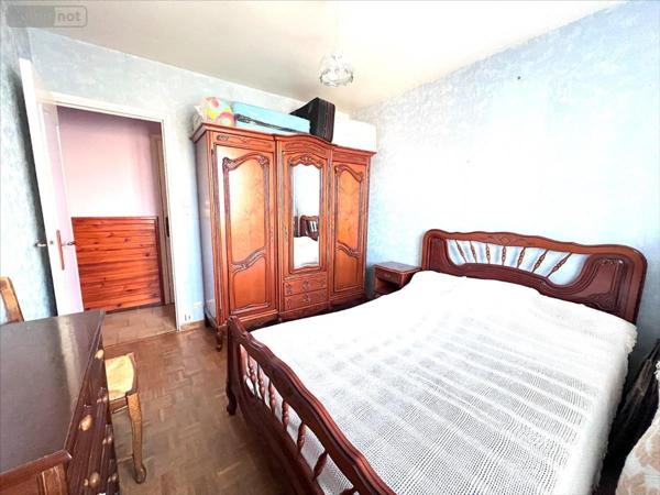 Maison individuelle à vendre à Saint-Martin-d'Ablois dans la Marne (51530), ref : 51025-1090612