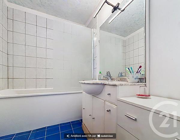 Appartement F5 à vendre  5 pièces - 93,11 m 2   PARIS  - 75012