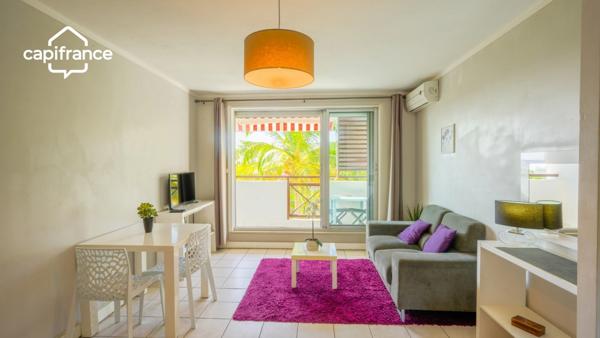 Studio 27m² + Varangue à Boucan Canot (Saint-Gilles, La Réunion)