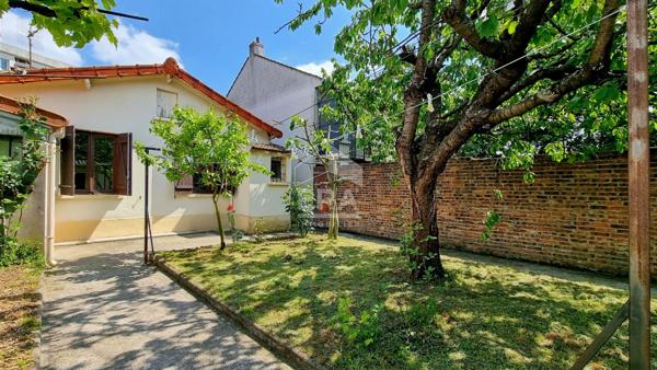 Montreuil maison de 3 pièces de 40 m² avec jardin et dépendance