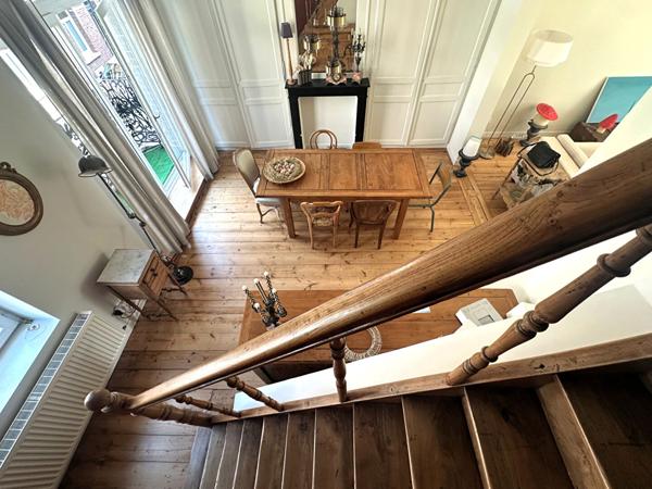 La Madeleine Romarin, Sublime appartement de 110.98 m2, 3 chambres, une salle de bains, une terrasse, une cave La madeleine La Madeleine Romarin, Sublime appartement de 110.98 m2, 3 chambres, une salle de bains, une terrasse, une cave La madeleine