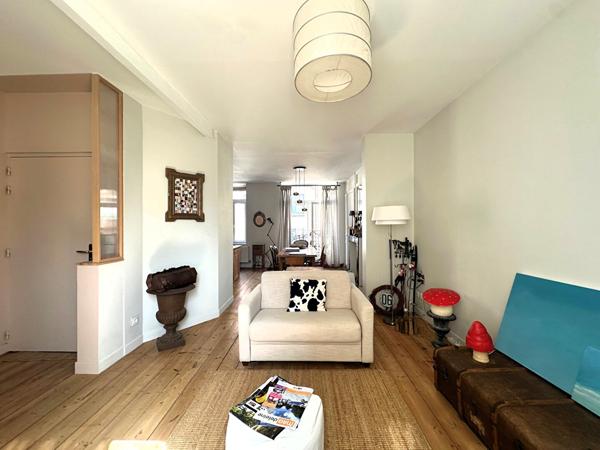 La Madeleine Romarin, Sublime appartement de 110.98 m2, 3 chambres, une salle de bains, une terrasse, une cave La madeleine La Madeleine Romarin, Sublime appartement de 110.98 m2, 3 chambres, une salle de bains, une terrasse, une cave La madeleine