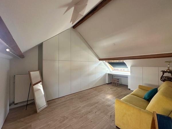 La Madeleine Romarin, Sublime appartement de 110.98 m2, 3 chambres, une salle de bains, une terrasse, une cave La madeleine La Madeleine Romarin, Sublime appartement de 110.98 m2, 3 chambres, une salle de bains, une terrasse, une cave La madeleine