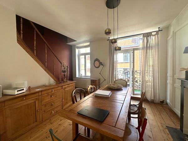 La Madeleine Romarin, Sublime appartement de 110.98 m2, 3 chambres, une salle de bains, une terrasse, une cave La madeleine La Madeleine Romarin, Sublime appartement de 110.98 m2, 3 chambres, une salle de bains, une terrasse, une cave La madeleine