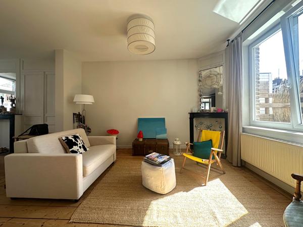 La Madeleine Romarin, Sublime appartement de 110.98 m2, 3 chambres, une salle de bains, une terrasse, une cave La madeleine La Madeleine Romarin, Sublime appartement de 110.98 m2, 3 chambres, une salle de bains, une terrasse, une cave La madeleine
