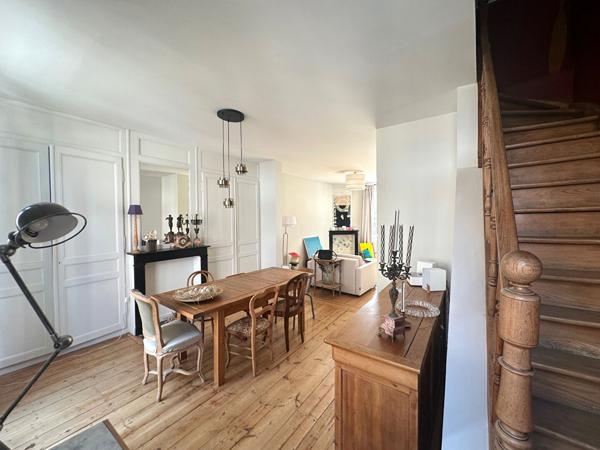 La Madeleine Romarin, Sublime appartement de 110.98 m2, 3 chambres, une salle de bains, une terrasse, une cave La madeleine La Madeleine Romarin, Sublime appartement de 110.98 m2, 3 chambres, une salle de bains, une terrasse, une cave La madeleine