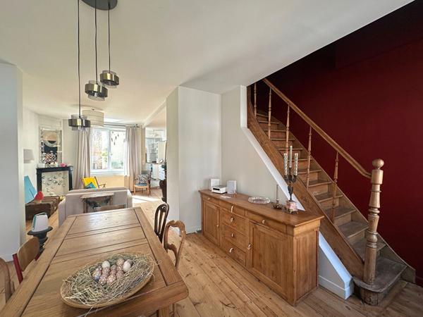 La Madeleine Romarin, Sublime appartement de 110.98 m2, 3 chambres, une salle de bains, une terrasse, une cave La madeleine La Madeleine Romarin, Sublime appartement de 110.98 m2, 3 chambres, une salle de bains, une terrasse, une cave La madeleine