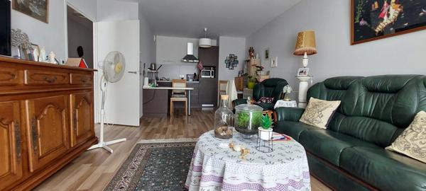 Beau 2 pièces de 53 m², loyer garanti, parking