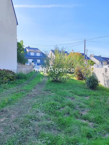Terrain à SAINT-JACQUES-DE-LA-LANDE, 35136 - 463m²