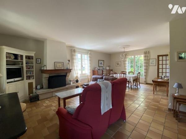 MAISON 148M² - 8000 M² de parcelle 