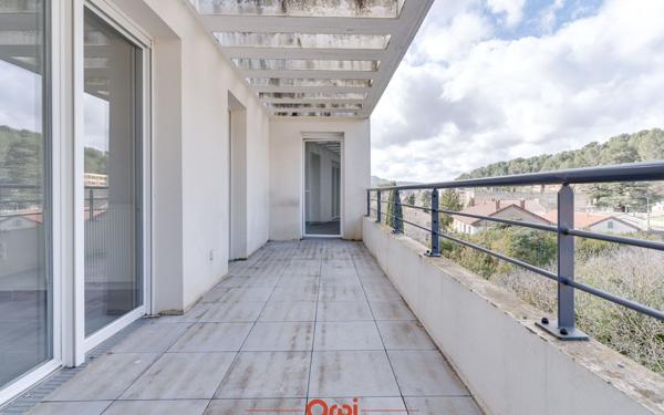 Appartement à vendre    4 pièces • 83,71 m2 Gardanne