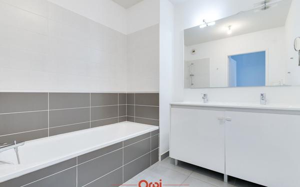 Appartement à vendre    4 pièces • 83,71 m2 Gardanne
