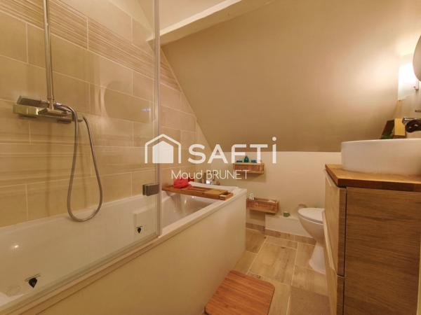 Maison sur sous-sol total et vie de plain pied !