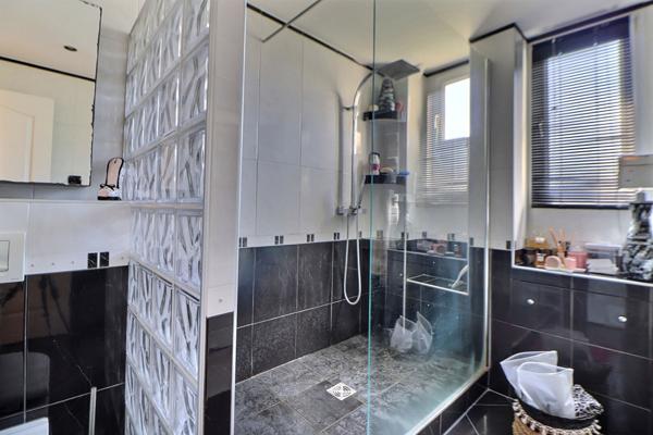 Appartement 5 pièces à vendre à Montmorency  + CAVE 