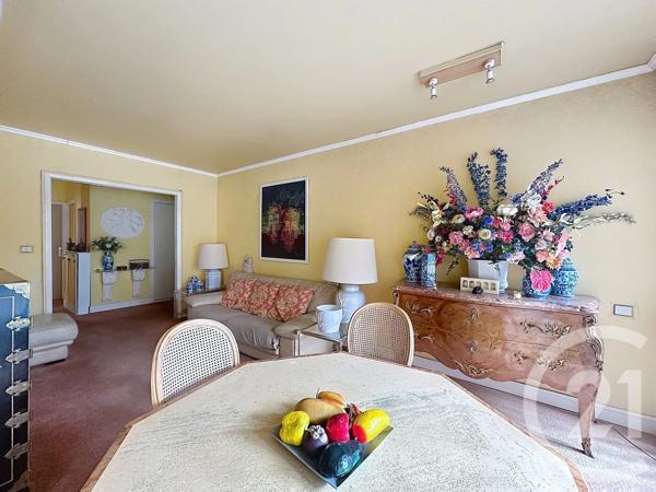 Appartement F3 à vendre  3 pièces - 65,63 m 2   THIAIS  - 94