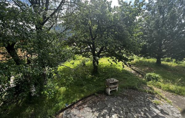 T3 et T2 134 m2 Albertville avec garage, cave et terrain