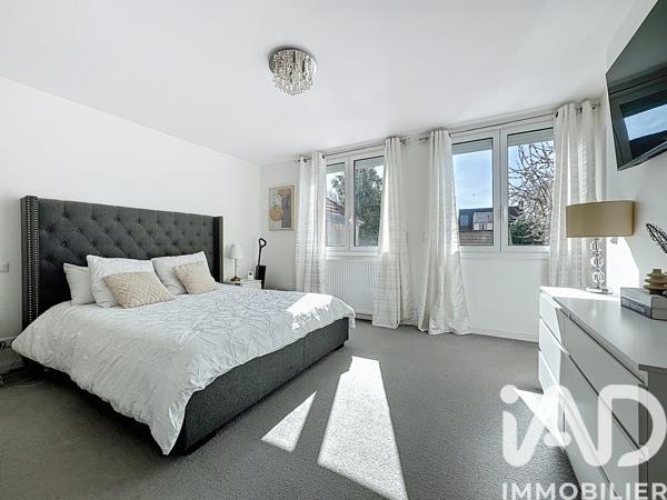 Maison à vendre 8 pièces 149 m² Paray-Vieille-Poste