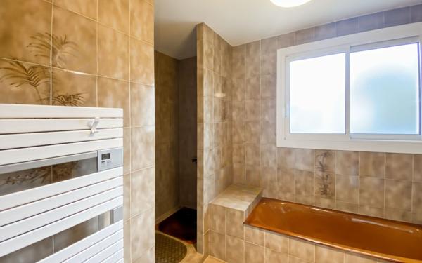 Maison à vendre    5 pièces •  Labastide-Saint-Pierre