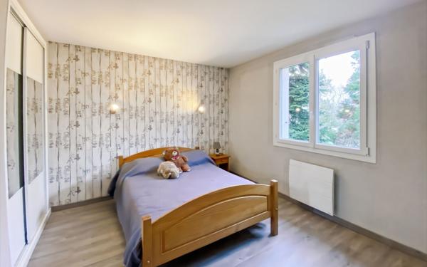 Maison à vendre    5 pièces •  Labastide-Saint-Pierre